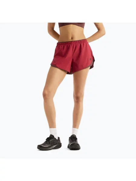 Дамски шорти за бягане New Balance Run Essentials 3" Short podium red червено
