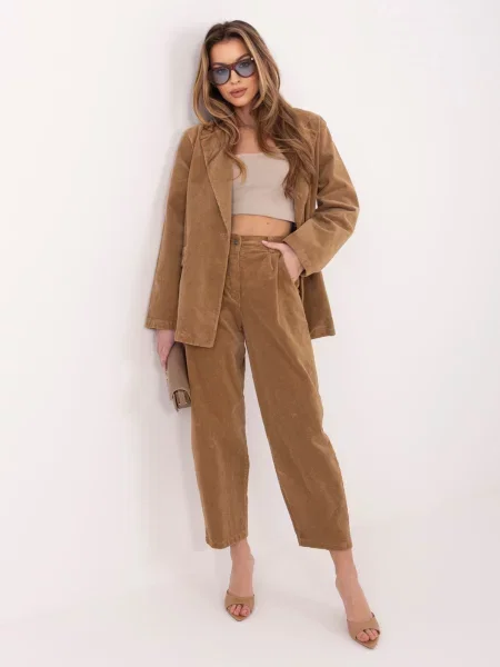 Pantaloni Rue Paris de catifea maro