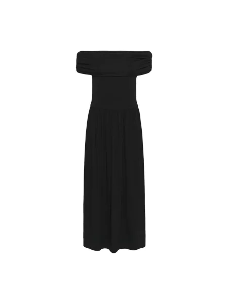 Sukienka maxi Soaked In Luxury biznesowa z odkrytymi ramionami czarna