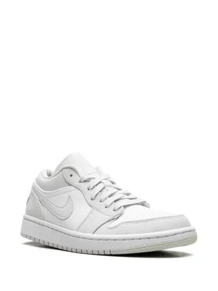 Sneakerși Jordan alb