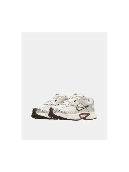 Tenisky Nike hnedá