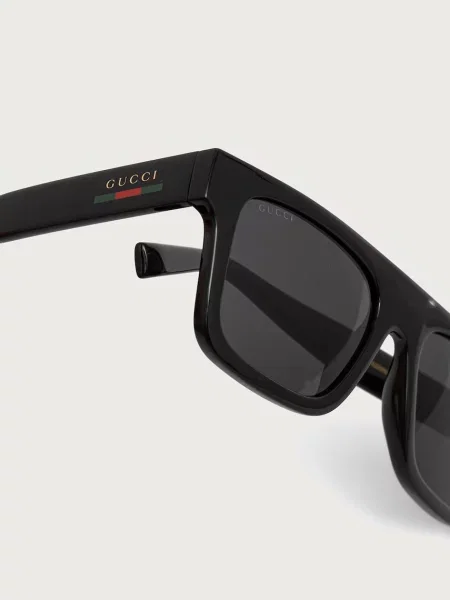 Солнцезащитные очки Gucci