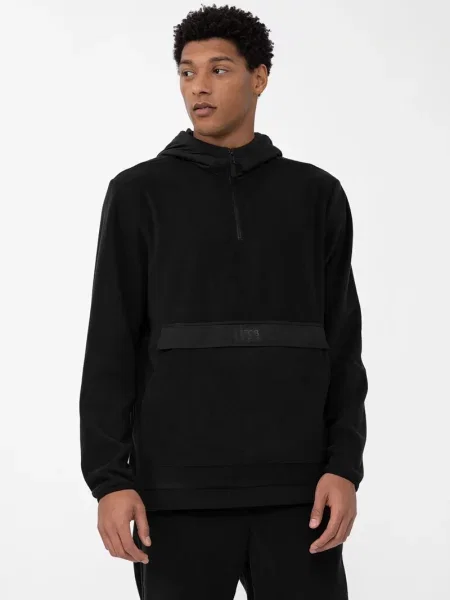 Majica s kapuljačom 4f od flisa crna