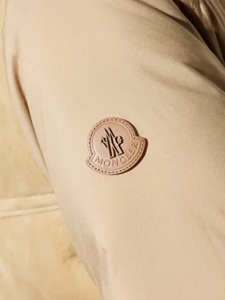 Báránybőr dzseki Moncler