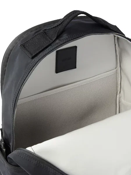 Taška Calvin Klein Jeans čierna