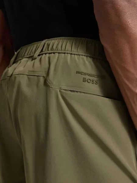 Bermudy o kroju relaxed fit z napisem z logo model Boss Green