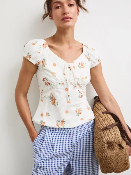 Medicine bluza bela