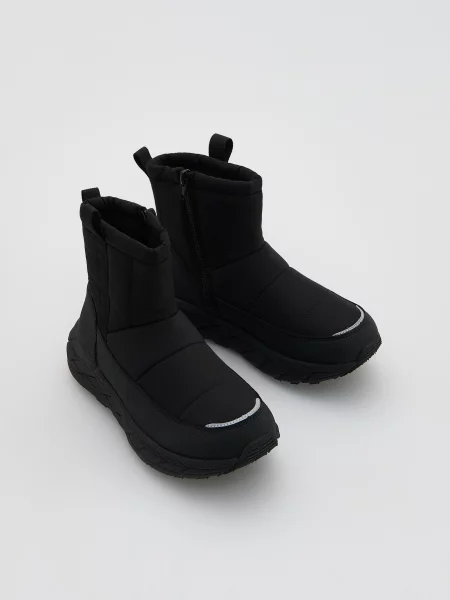 Утепленные сапоги Reserved черные