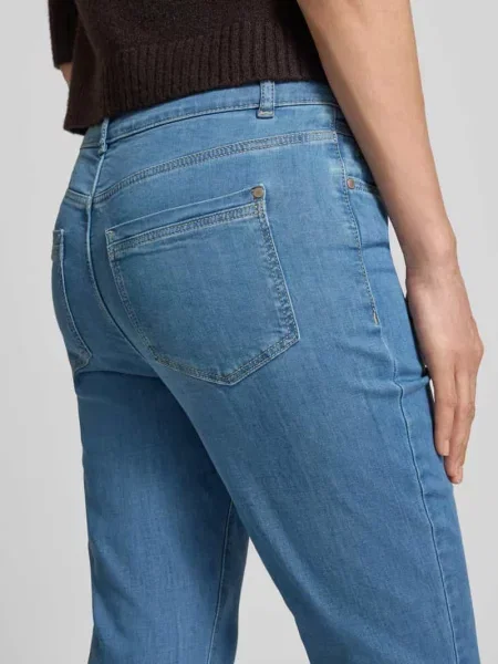 Jeansy ze skróconą nogawką o kroju slim fit z wpuszczanymi Christian Berg Woman niebieskie
