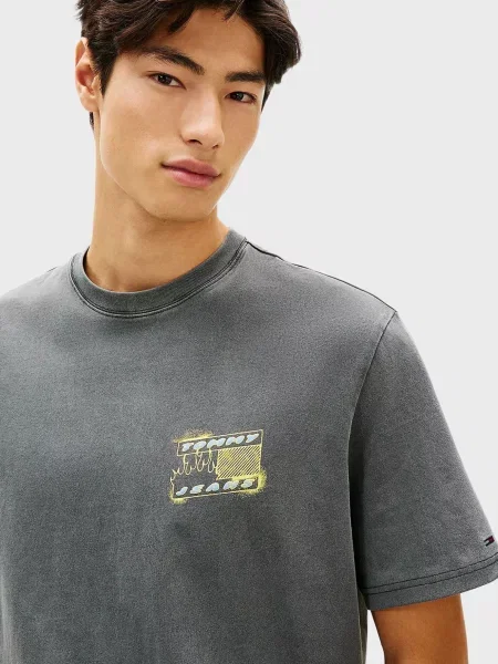 Футболка Tommy Jeans чорна