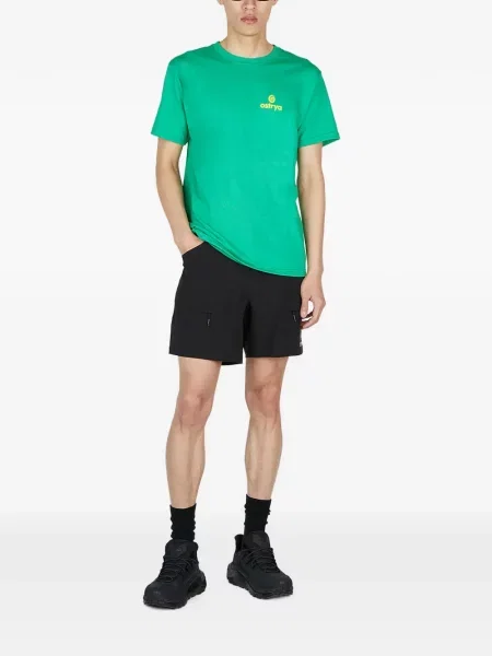 Pantaloni scurți cargo Ostrya cu imagine negru