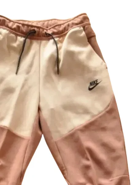 Spodnie Nike polarowe do biegania z perełkami czarne