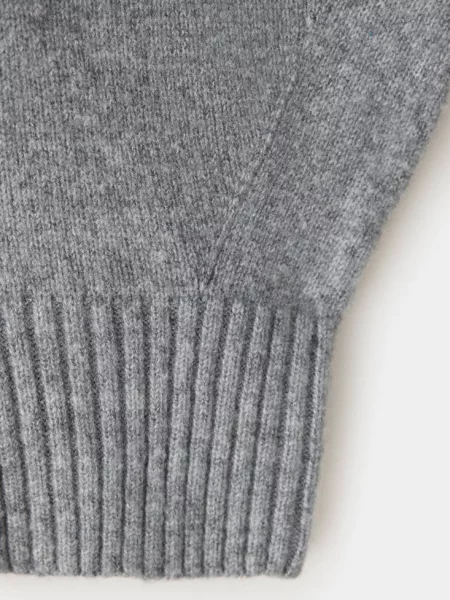 Sweter Mango