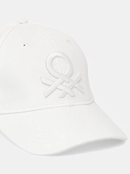 Однотонная кепка United Colors Of Benetton белая