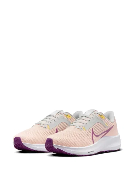 Șapcă Nike roz