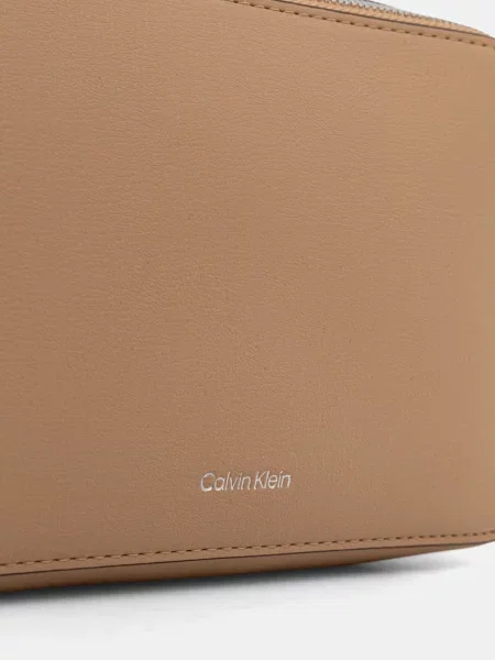 Calvin Klein keresztpántos táska női műbőr bézs
