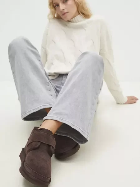 Велурени апрески Answear Lab кафяво