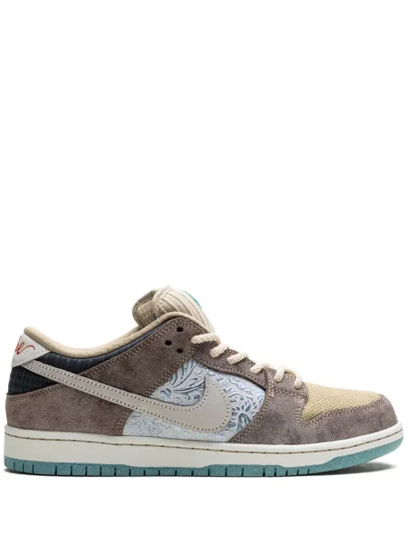 Sneakerși Nike Dunk maro
