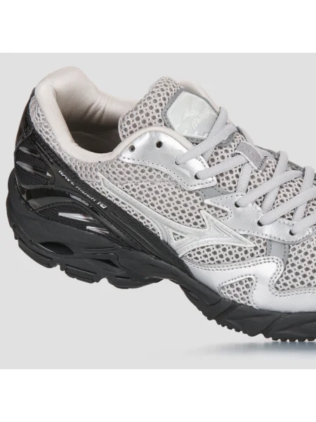 Sneakerși Mizuno argintiu