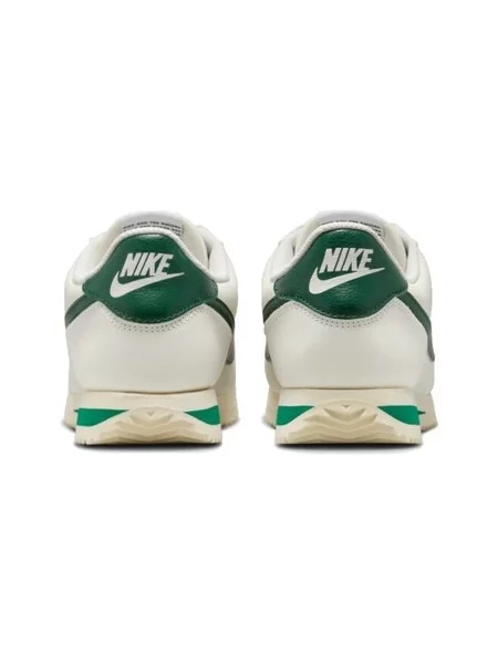 Pantofi Nike verde