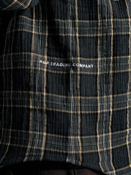 Карирана риза Pop Trading Company черно