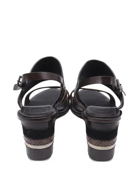 Sandale Tory Burch din piele de căprioară maro