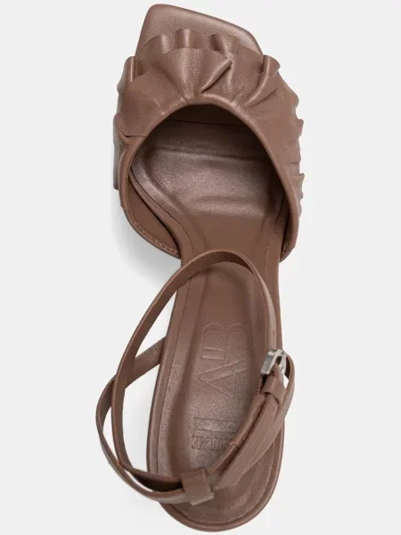 Кожаные босоножки Answear.lab на шпильке