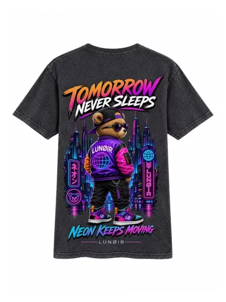 LUNØIR Studio Majica Tomorrow Never Sleeps' crna