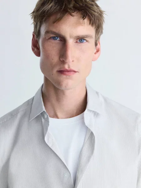 Koszula slim fit comfort stretch non-iron Mężczyzna S MANGO MAN biały