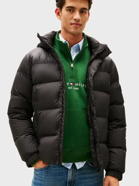 Куртка Tommy Hilfiger с капюшоном черная