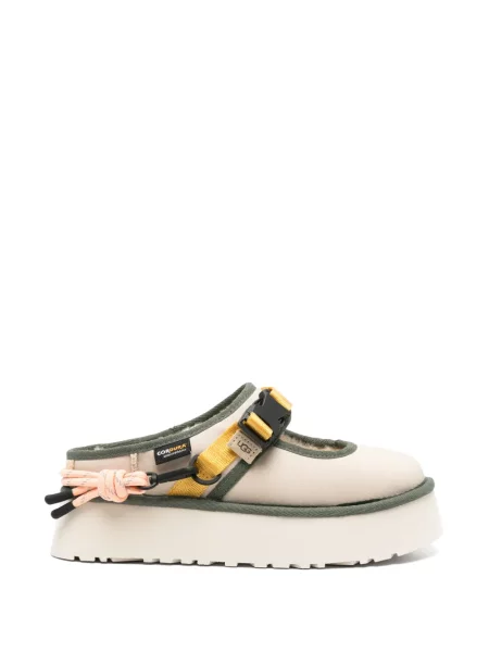 Platform talpú otthoni papucs Ugg