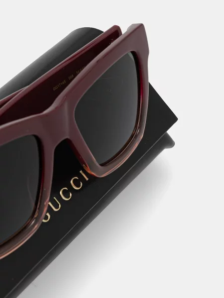 Солнцезащитные очки Gucci