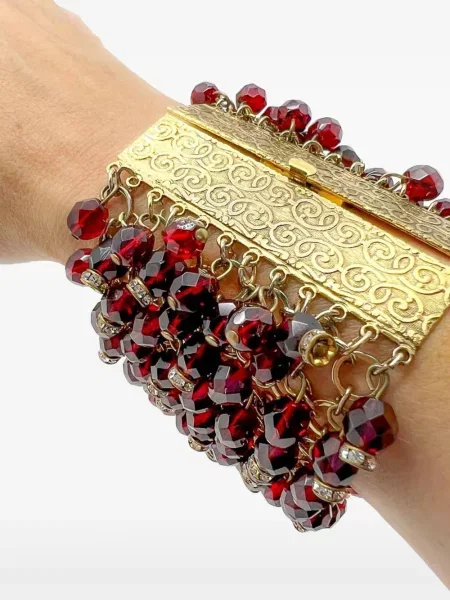 Гривна Jennifer Gibson Jewellery златисто