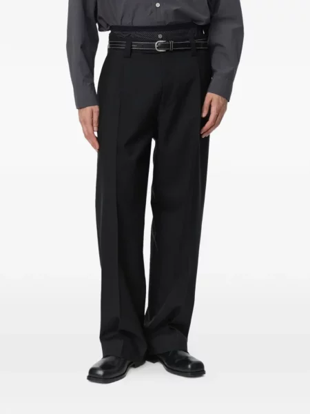 Kalhoty Mfpen s tropickým vzorem černé