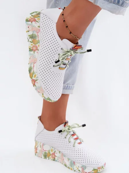 Pantofi Artiker din piele cu platformă alb