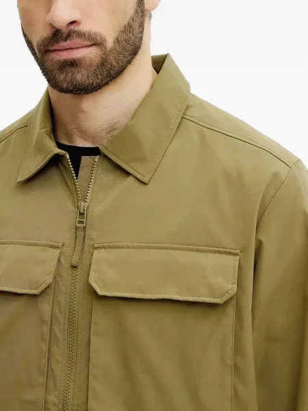 Geacă Helly Hansen cu broderie verde