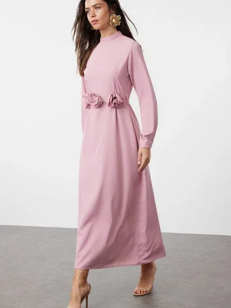Сатенена костюм рокля Trendyol розово