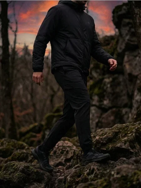 Sinsay Spodnie jogger sportowe czarny