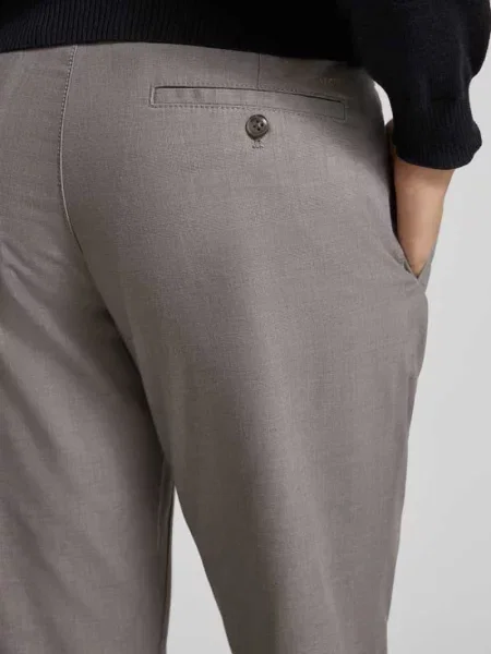 Spodnie materiałowe o kroju slim fit z francuskimi wpuszczanymi Mcneal
