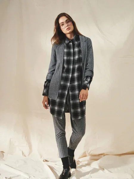 Rochie tip cămașă Moodo de costum negru