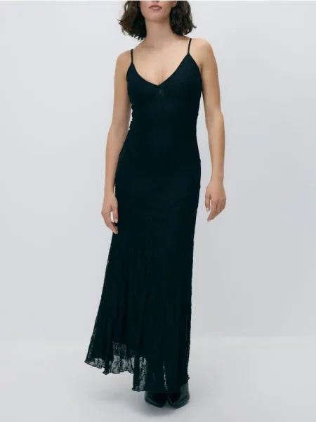 Reserved Kreszowana sukienka maxi czarny