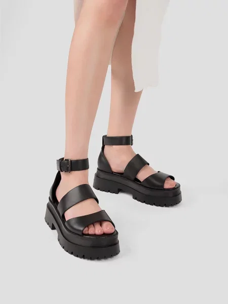 Босоножки Windsor Smith черные