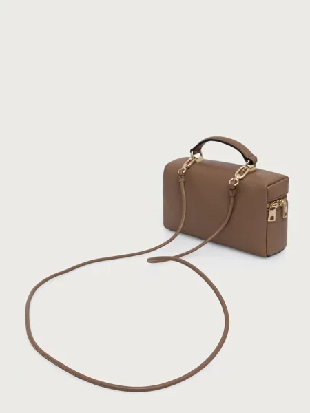 Кожаная сумка через плечо Furla