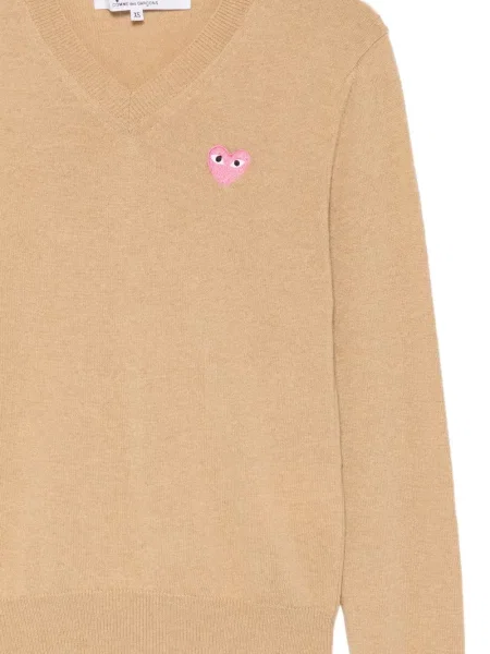 Пуловер Comme Des Garçons Play с V-образно деколте със сърца