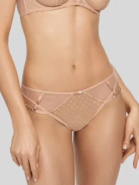 Сексуальные трусики бежеві