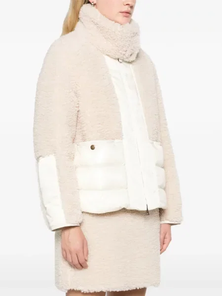 Scurt geacă cu puf Moncler cu glugă