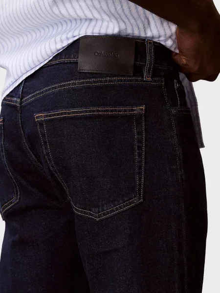 Прямі джинси Calvin Klein чорні