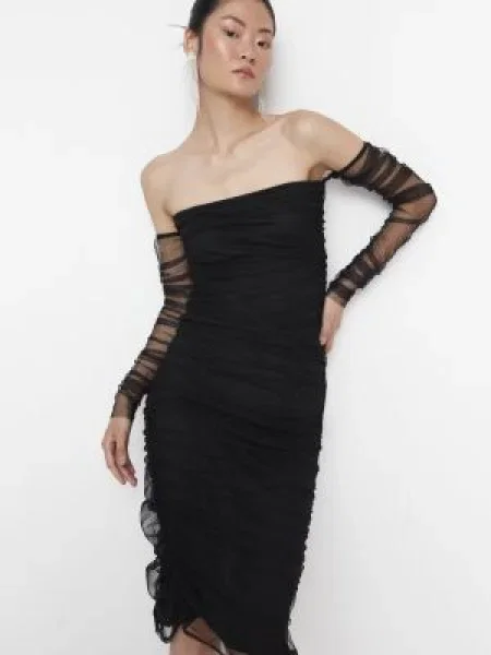 Rochie de seară Trendyol drapată negru