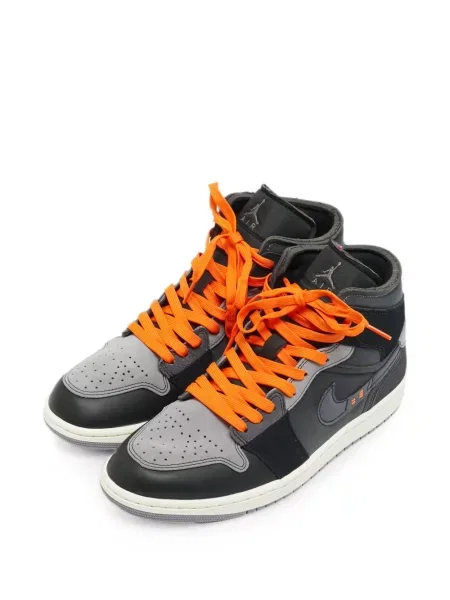 Кожени маратонки Jordan Air Jordan 1 с връзки сиво