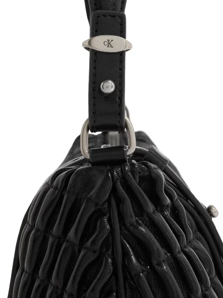 Táska Calvin Klein Jeans Ruched Layla Shoulder Bag fekete